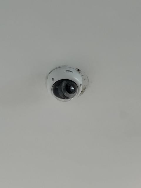 Dome kamera u unutrašnjem prostoru